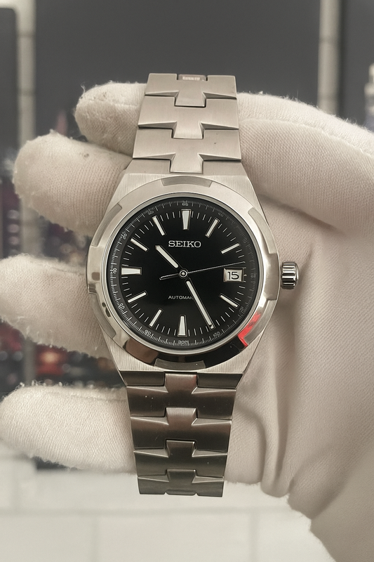 Seiko Mod Overseas Black Dial