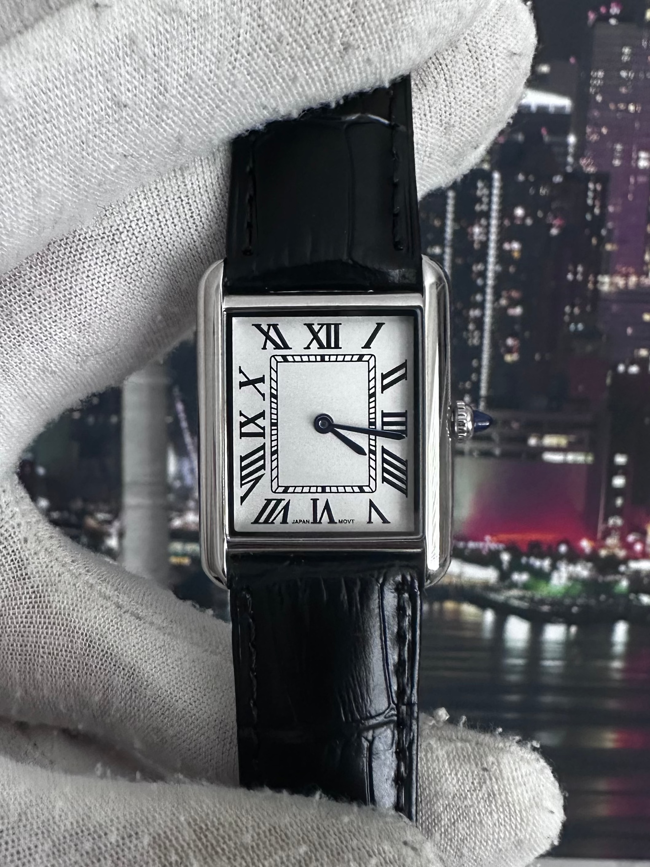 White Tank | Mod Watch
