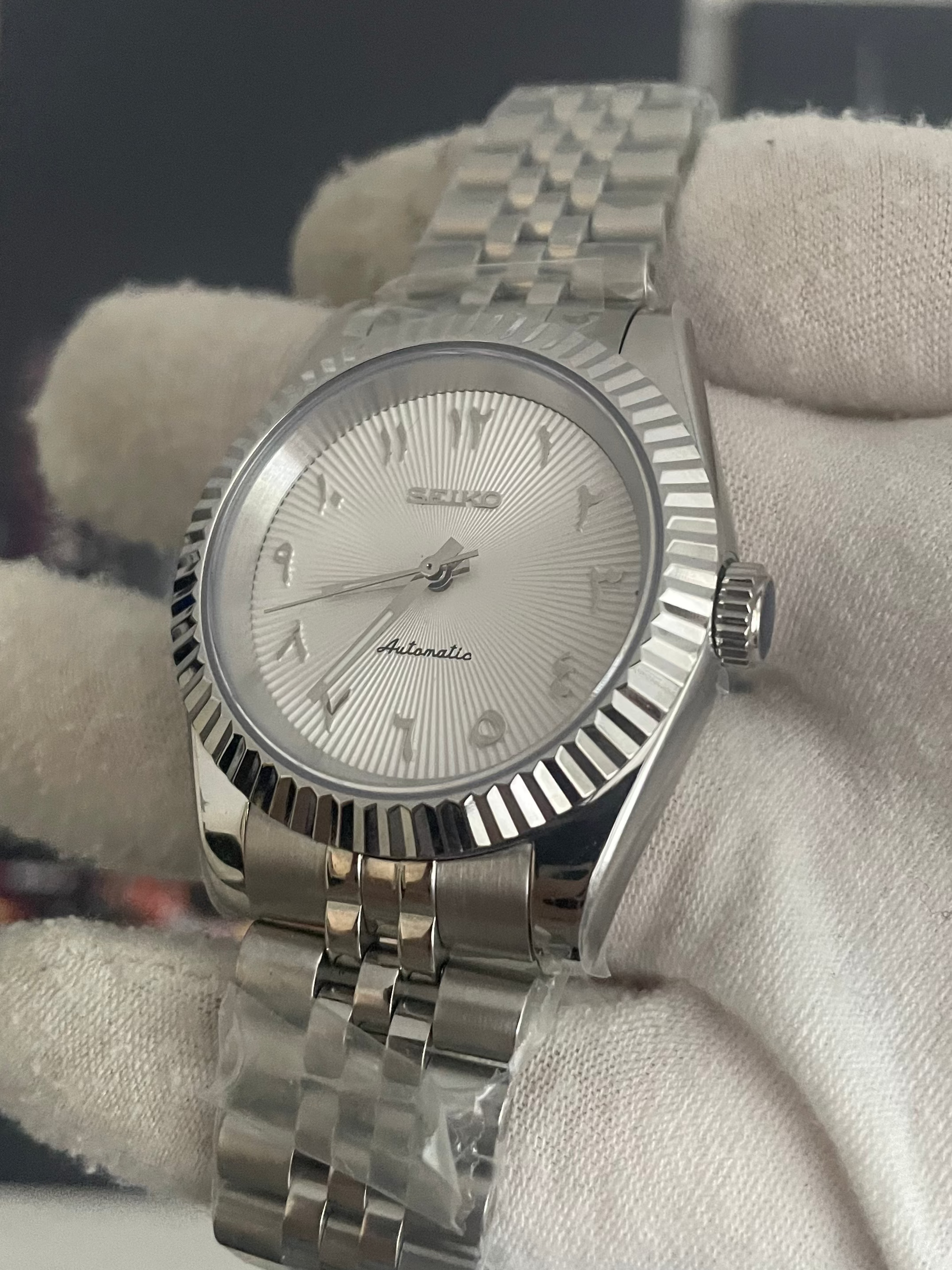 Seiko Datejust Arabic Textured White