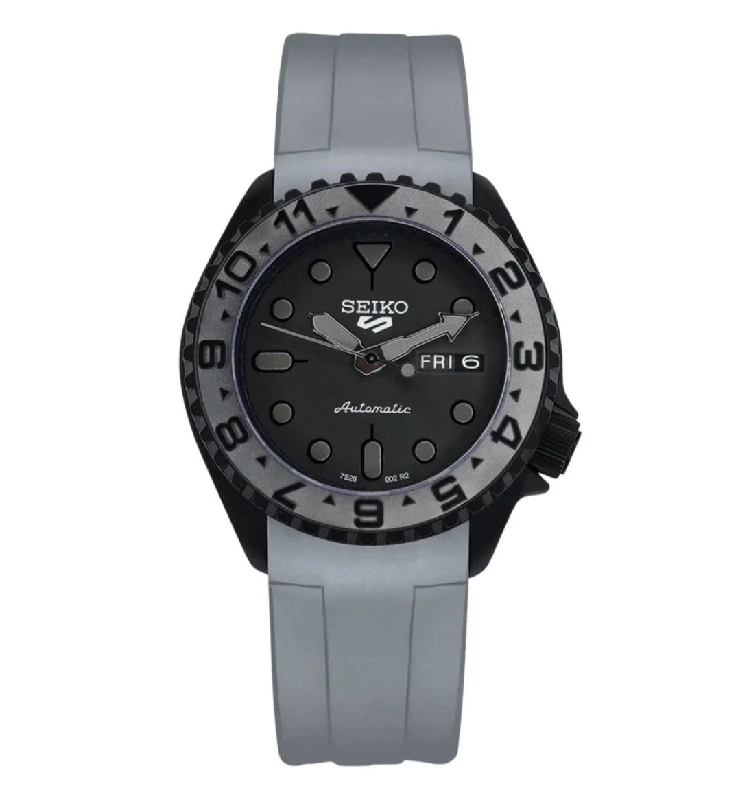 Seiko SKX Black & Grey